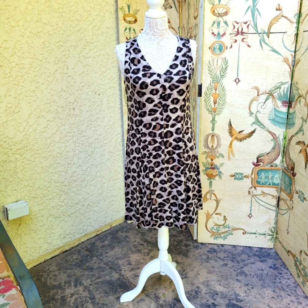Premise sleeveless animal print dress